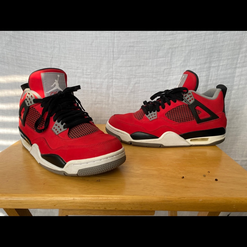 Jordan Retro 4 Toros